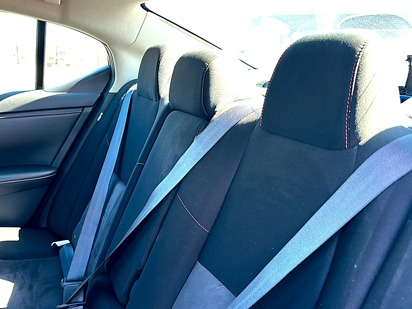 Used 2025 Nissan Sentra SR FWD image 19