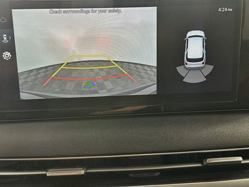 Used 2025 Hyundai Palisade SEL FWD image 23