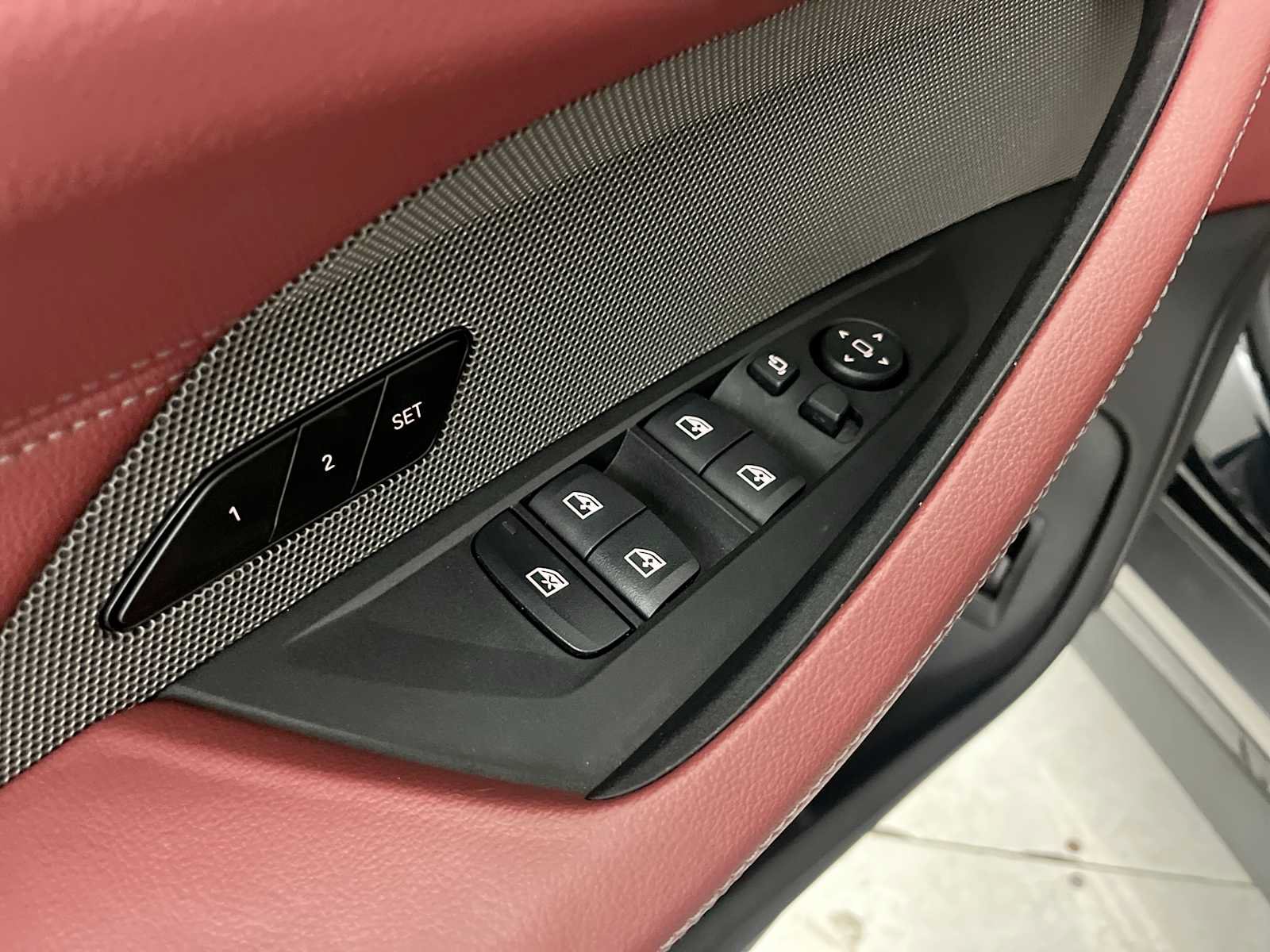 Used 2023 BMW i4 eDrive35 w/ Premium Package RWD image 21