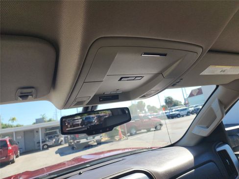 Used 2018 GMC Sierra 1500 SLT w/ SLT Premium Package image 40