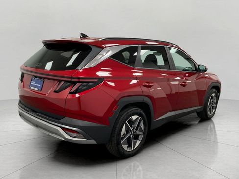 Used 2025 Hyundai Tucson SEL FWD image 3