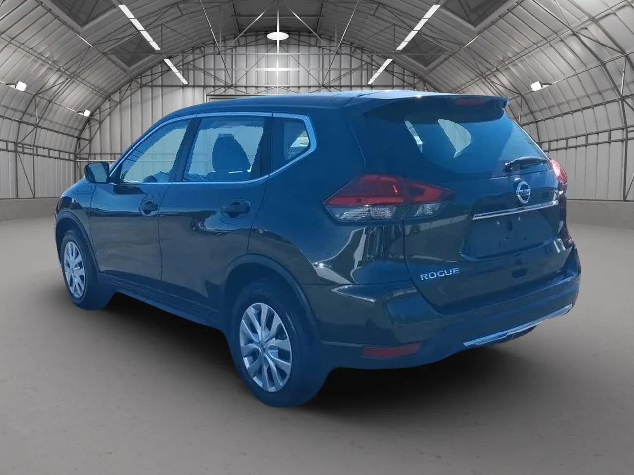 Used 2017 Nissan Rogue S AWD/4WD image 4