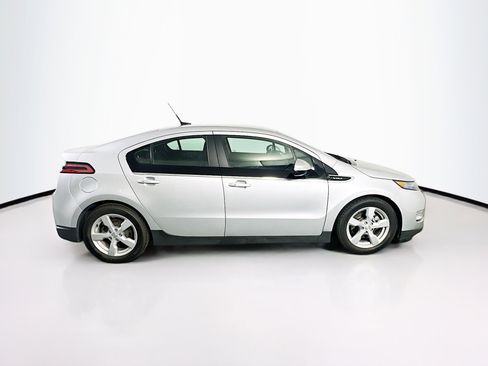 Used 2014 Chevrolet Volt FWD image 10