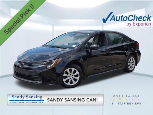 Used 2026 Toyota Corolla LE FWD image 1