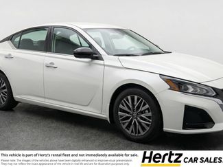 Used 2025 Nissan Altima 2.5 SV FWD video 1