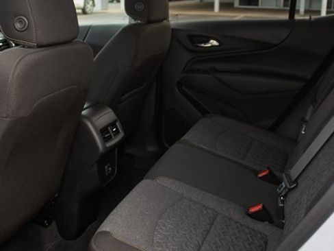 Used 2024 Chevrolet Equinox LT image 13