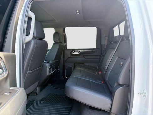 Used 2025 Chevrolet Silverado 2500 LTZ w/ LTZ Convenience Package AWD/4WD image 22