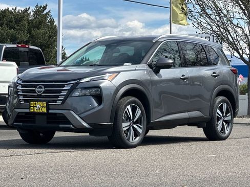 Used 2026 Nissan Rogue SL image 8