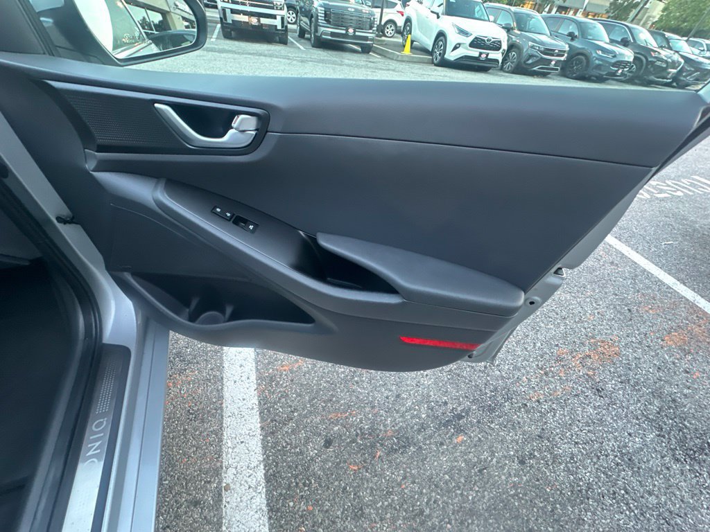 Used 2019 Hyundai Ioniq Limited w/ Ultimate Package 02 FWD image 33