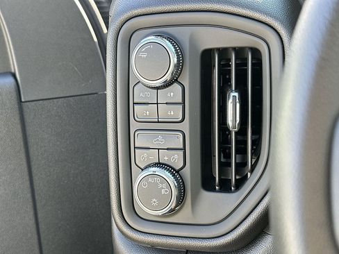 New 2026 GMC Sierra 3500 Pro AWD/4WD image 14