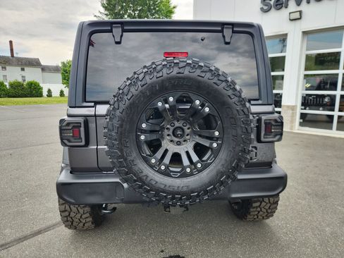 Used 2018 Jeep Wrangler Unlimited Sport S AWD/4WD image 13