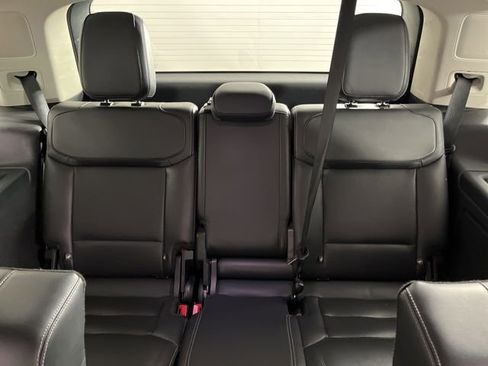Used 2025 Ford Expedition Platinum AWD/4WD image 44