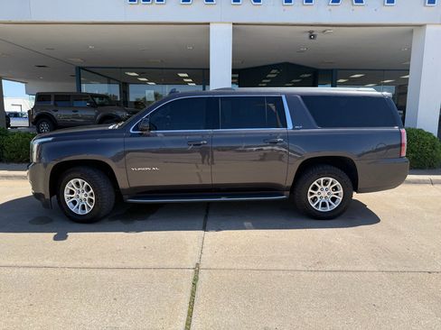 Used 2015 GMC Yukon XL SLT w/ HD Trailering Package image 8