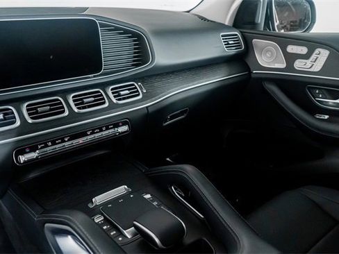 Used 2024 Mercedes-Benz GLE 450 4MATIC w/ Winter Package image 47