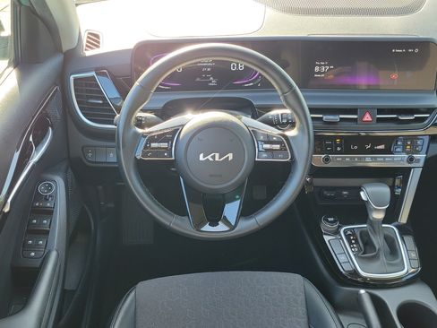 Used 2025 Kia Seltos S FWD image 15