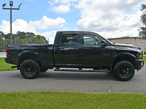Used 2016 RAM 2500 Laramie w/ Sport Appearance Group AWD/4WD image 5