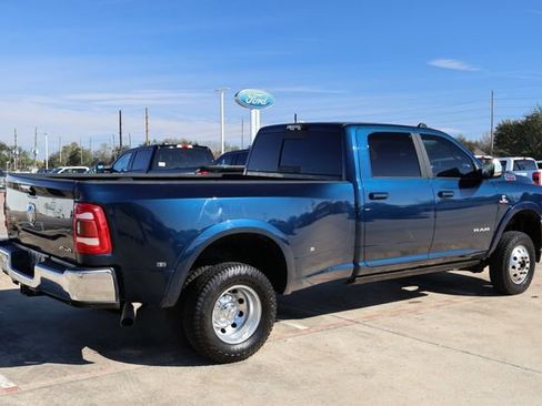 Used 2022 RAM 3500 Laramie image 8