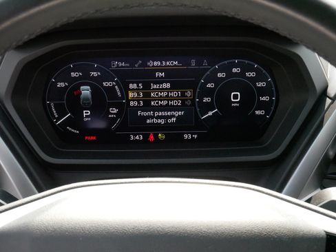 Used 2024 Audi Q4 e-tron Premium Plus w/ Premium Plus AWD/4WD image 20