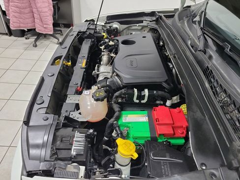 Used 2019 Jeep Renegade Limited w/ Quick Order Package 22P image 51