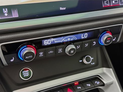 Used 2021 Audi Q3 2.0T Premium Plus w/ Premium Plus Package image 17