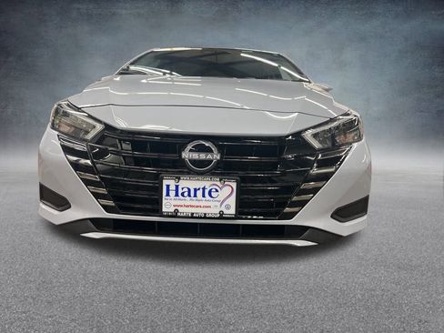 New 2025 Nissan Versa SV image 8