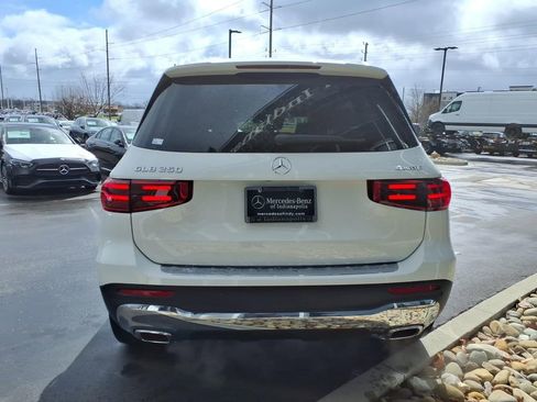 New 2026 Mercedes-Benz GLB 250 4MATIC image 5