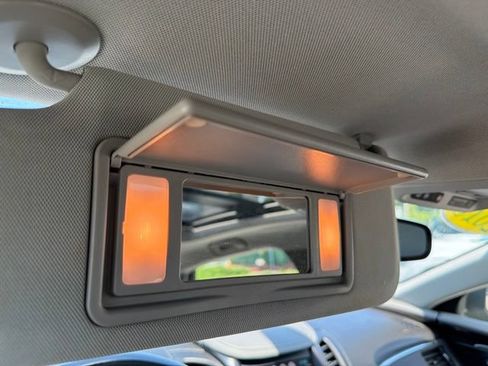 Used 2018 Chevrolet Impala LT w/ Sunroof and Spoiler Package FWD image 31