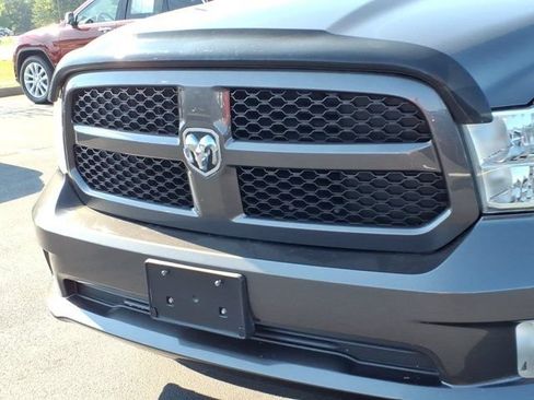 Used 2014 RAM 1500 Express AWD/4WD image 32