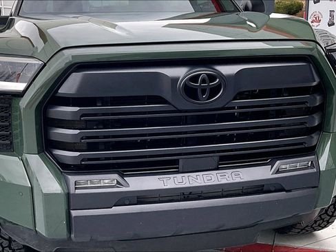 Used 2023 Toyota Tundra SR5 w/ SR5 Premium Package image 31