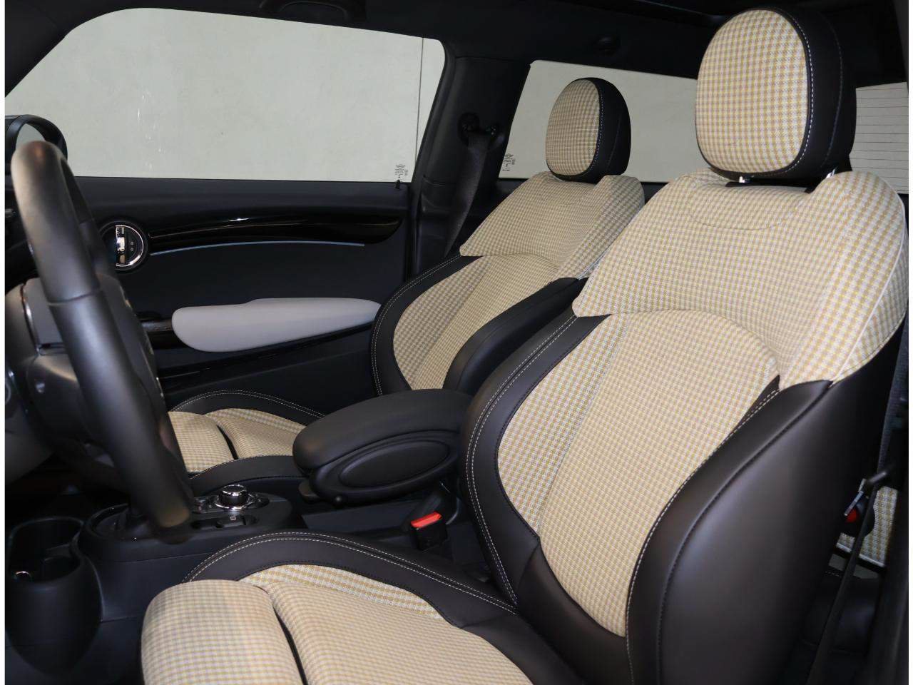 Used 2023 MINI Cooper SE FWD image 13