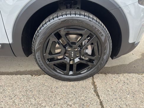 Used 2023 Kia Telluride SX Prestige X-Line AWD/4WD image 9