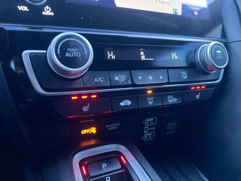 Used 2020 Honda Insight Touring image 19