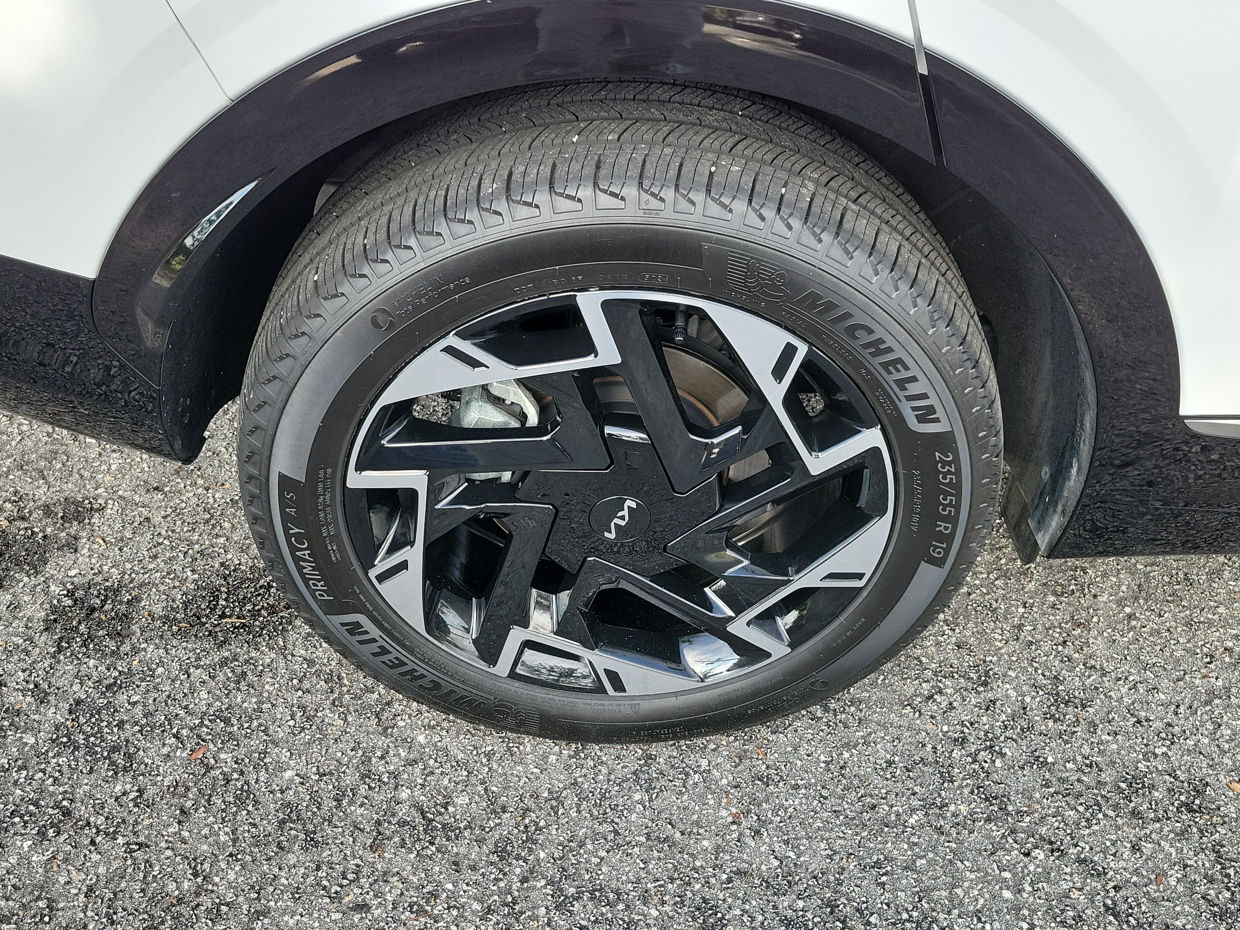 Certified 2025 Kia Sportage SX AWD/4WD image 43