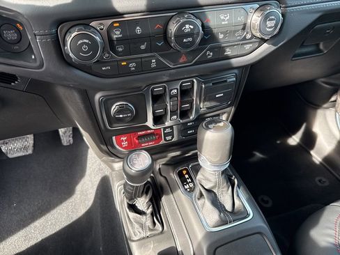 New 2026 Jeep Wrangler Unlimited Rubicon 392 image 17