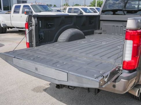 Used 2019 Ford F450 Limited AWD/4WD image 11