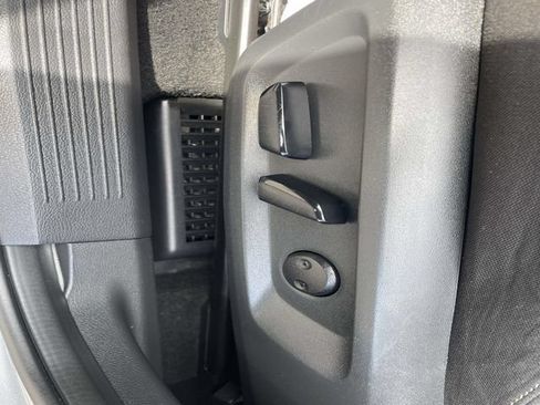Used 2024 Nissan Rogue SV FWD image 21