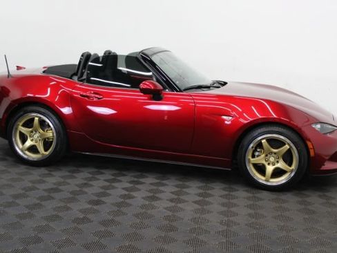 Used 2022 MAZDA MX-5 Miata Grand Touring w/ Weather Package RWD image 7