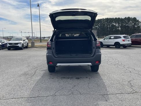 Used 2025 Subaru Outback Limited XT w/ Popular Package #2 image 7