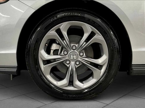 Used 2024 Honda Accord EX image 10