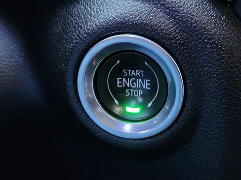 Used 2021 Chevrolet Silverado 2500 High Country w/ Technology Package image 21