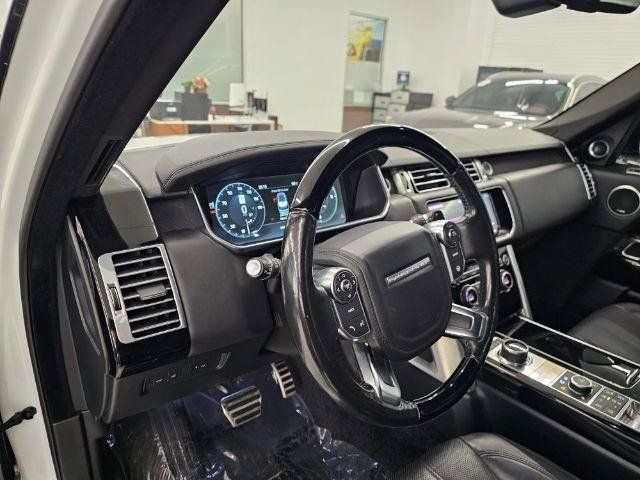 Used 2017 Land Rover Range Rover Supercharged AWD/4WD image 8