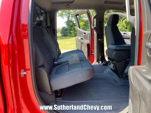 Used 2022 Chevrolet Silverado 1500 Custom Trail Boss AWD/4WD image 38