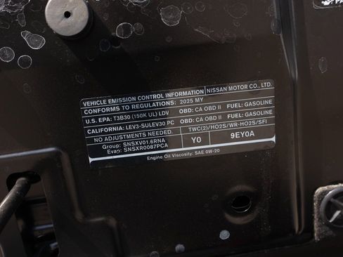 Used 2025 Nissan Versa S image 31