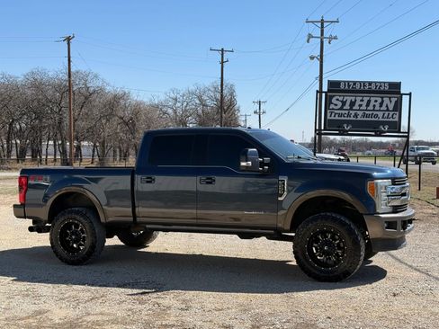 Used 2017 Ford F250 King Ranch w/ King Ranch Ultimate Package image 2