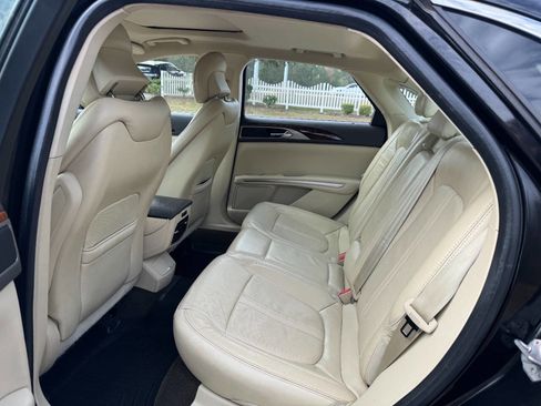 Used 2014 Lincoln MKZ AWD image 12