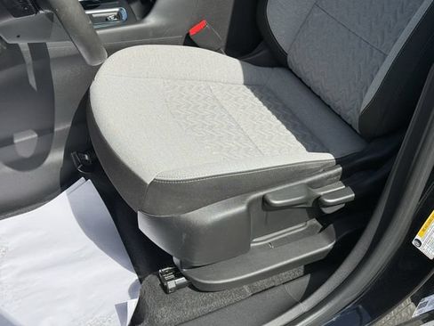 Used 2023 Chevrolet Equinox LS w/ Driver Confidence II Package FWD image 13
