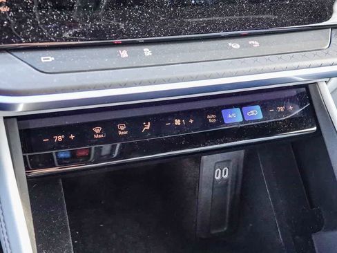 Used 2025 Jeep Wagoneer S Limited AWD/4WD image 20