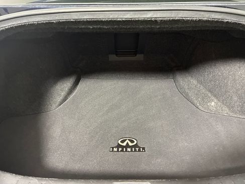 Used 2015 INFINITI Q70 3.7 w/ Sport Package AWD/4WD image 26