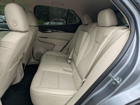Used 2022 Buick Envision Essence w/ Technology Package I FWD image 15
