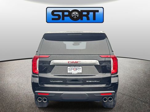Used 2021 GMC Yukon XL Denali image 3